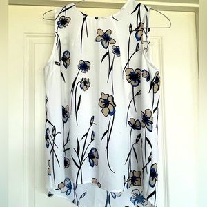 Woman’s sleeveless blouse.